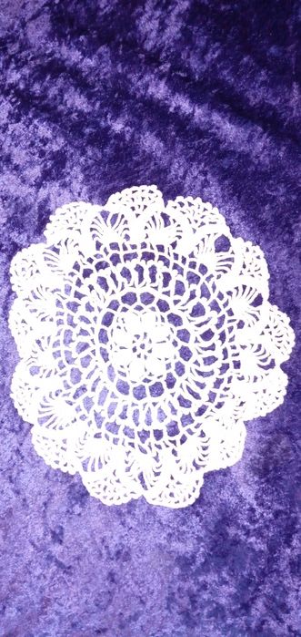 На една кука карета, кърпички, покривки