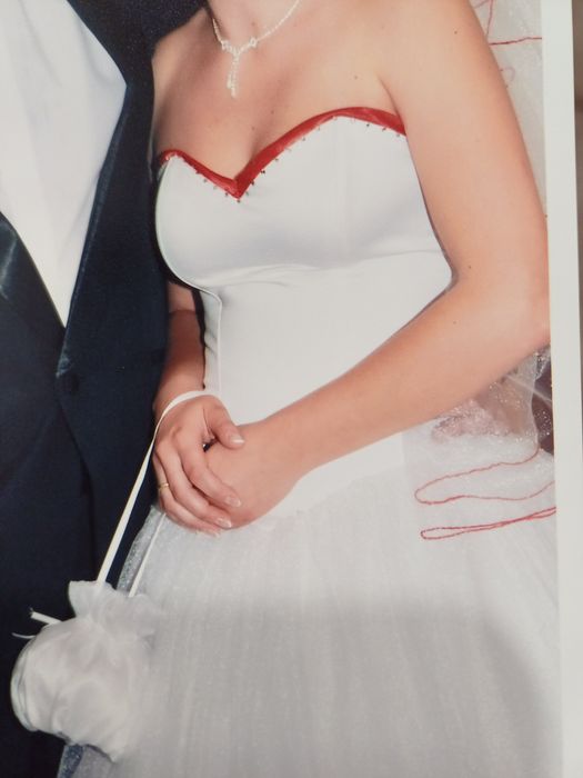 Rochie de mireasa tip printesa