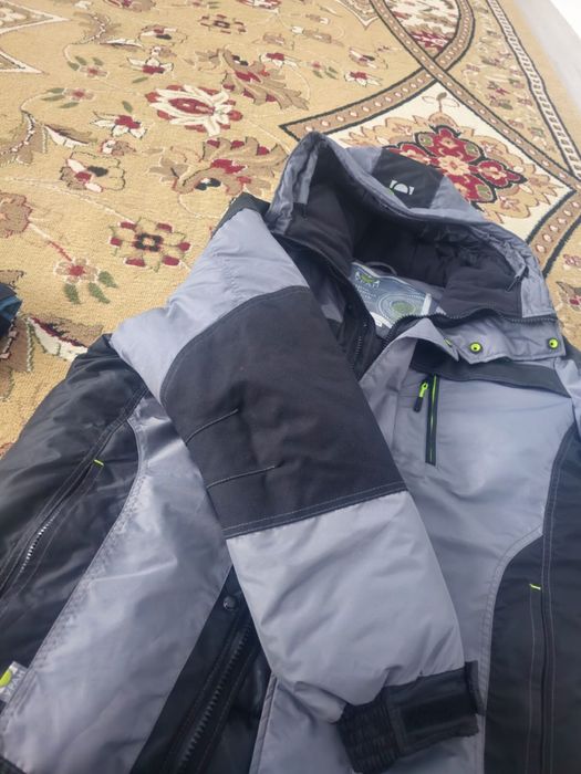 Куртка Уран.