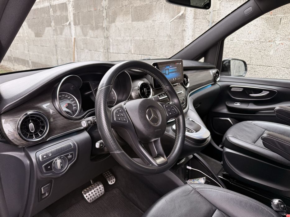 Vând Mercedes-Benz V  250 AMG 2020 190 cai 9G-TRONIC Extralong