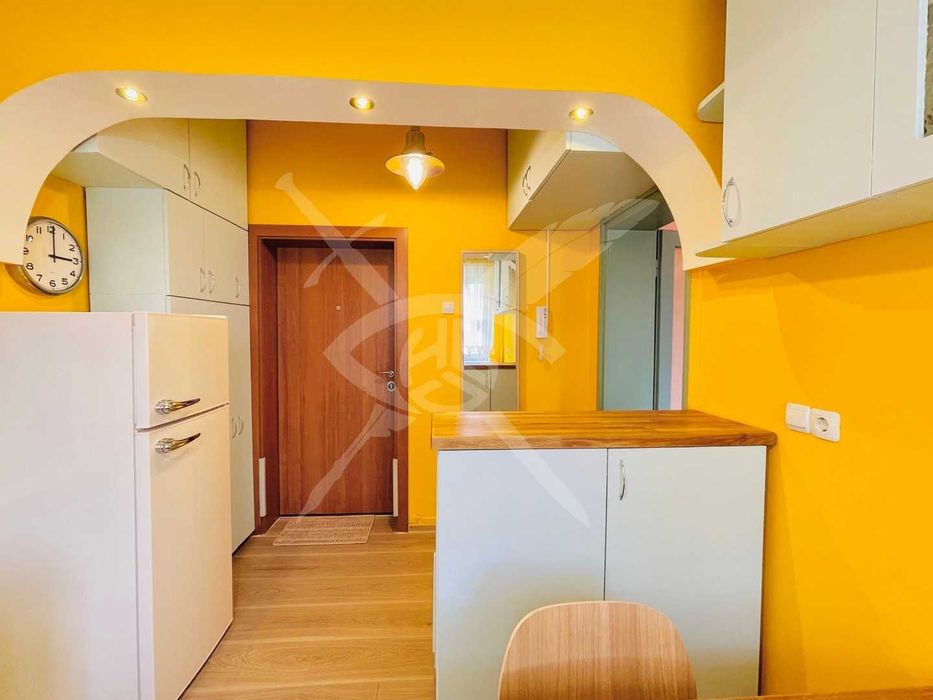 Дава се под наем Двустаен апартамент в София, Център - 60 кв.м за 648.21 € - Снимка #9