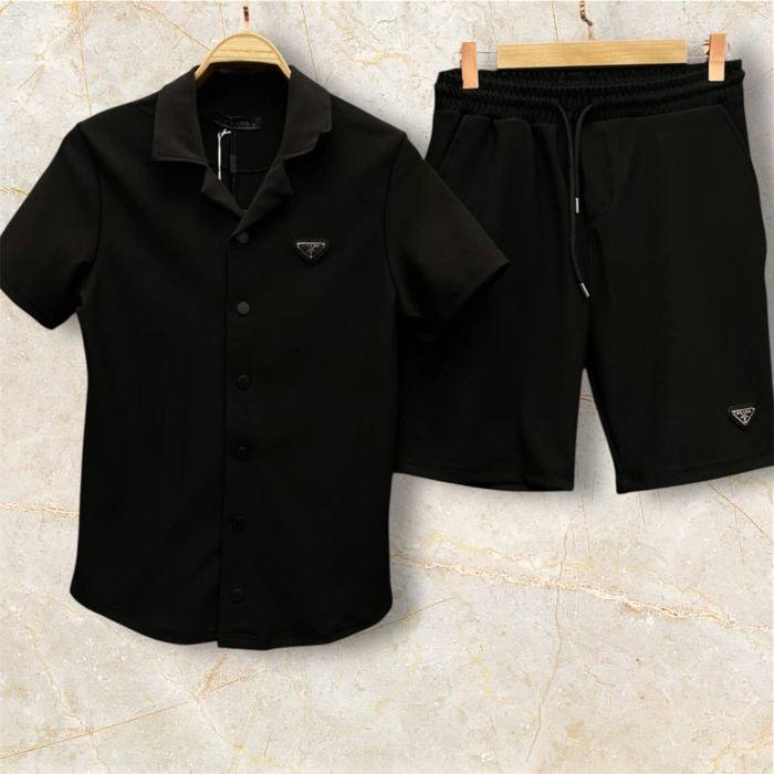 Compleu Prada bărbați.