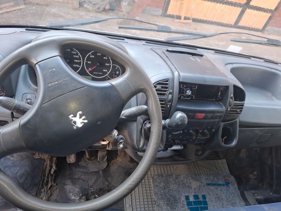 PEUGEOT Boxer 0 — imagine 4