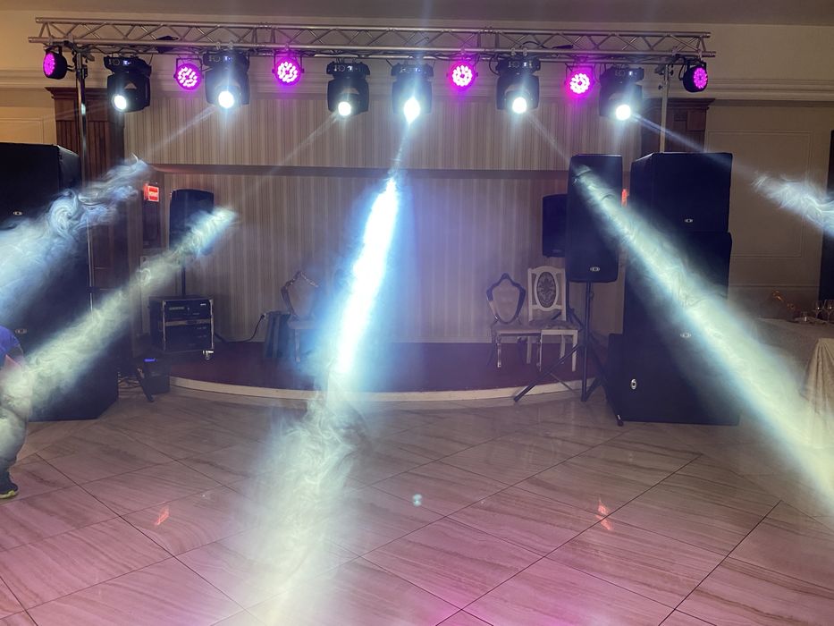 Inchiriez schela lumini profesionala(nunta,cununie,botez,majorat,party