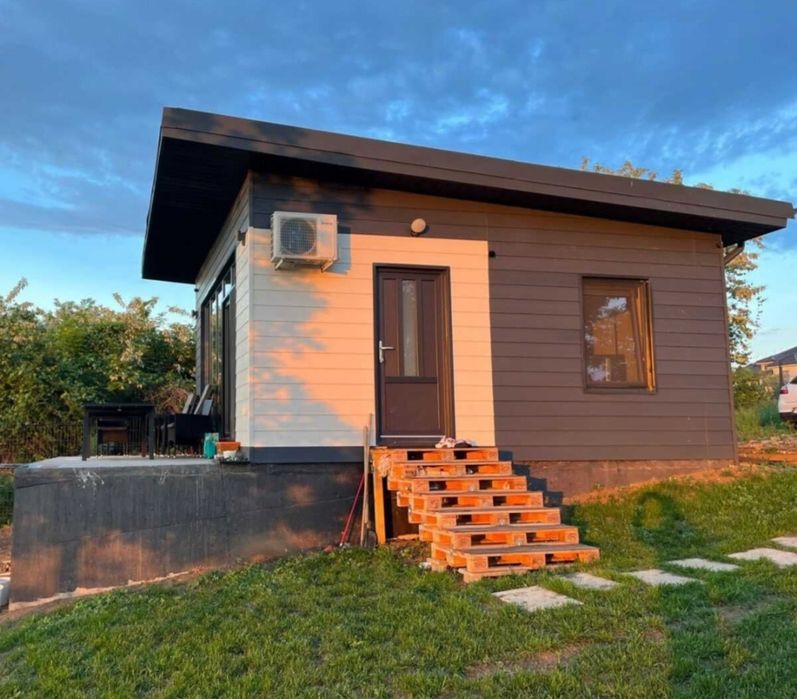 Casa Modulara, Garaje Auto, Containere stil birou din panou sandwich