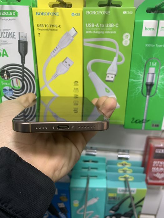 Apole 16 pro max 256 akb 100 менялся