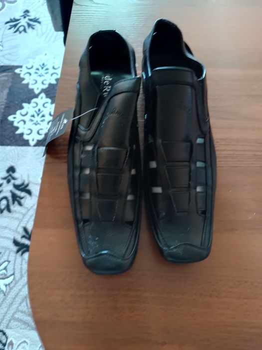 Продаются туфли мужские