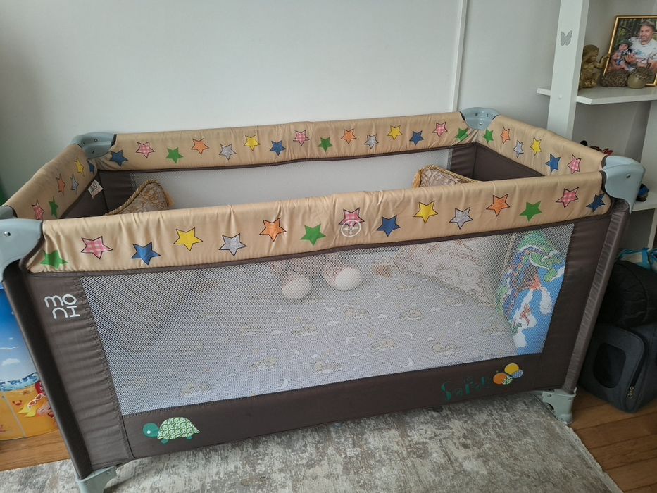 Детска кошара ! Запазена !