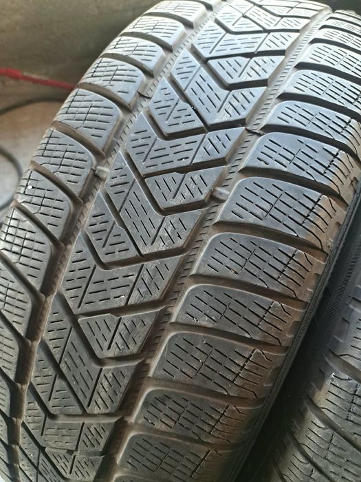 4 anvelope iarnă 235 65 r17 Pirelli