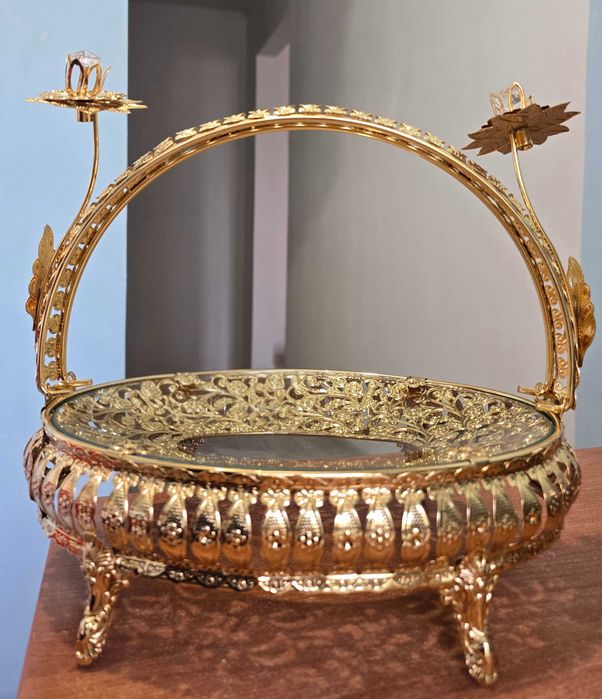 Конфетница, фрутовница