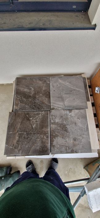 Vand resturi gresie Ronda gri si neagra