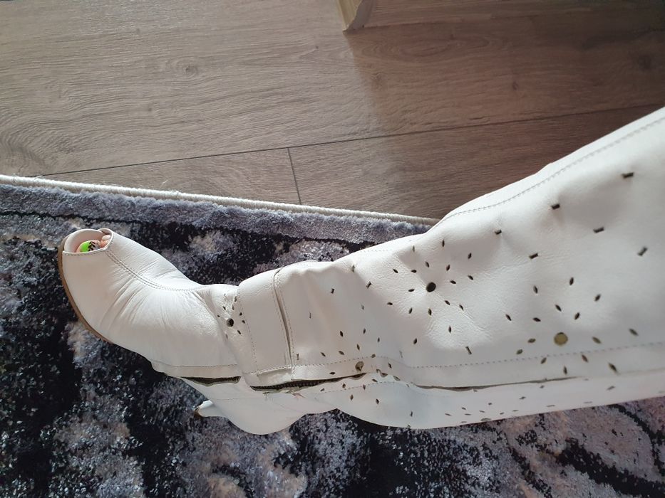 Cizme de vara din piele marimea 34