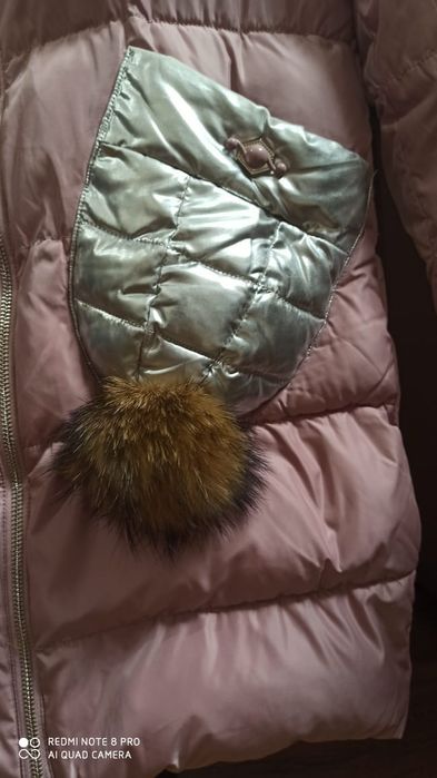 Продам теплую куртку на девочку
