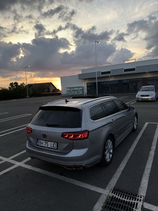 VOLKSWAGEN Passat 2023 — imagine 5