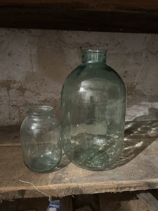 Продам бутыль 10 литров.