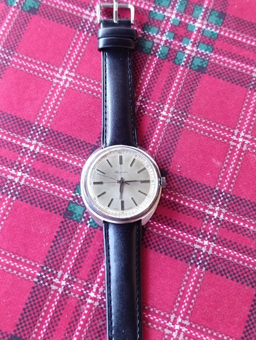 Ceas mecanic Raketa