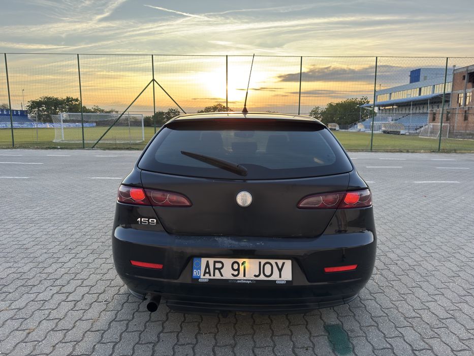 Alfa Romeo 159 2005 diesel, 3.007 € — imagine 4