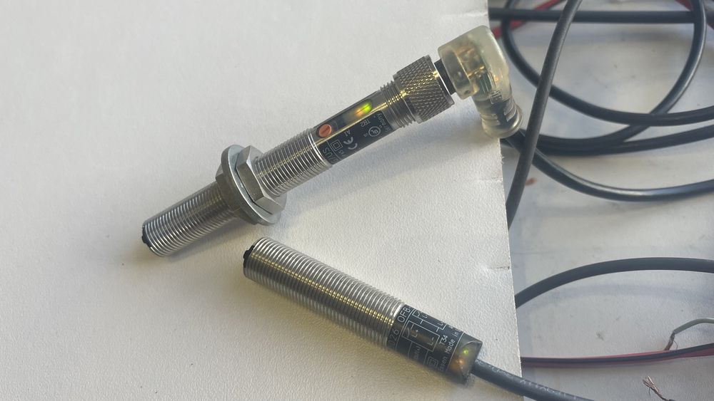 Vand senzori optici, laser si inductivi IFM si alte marci.