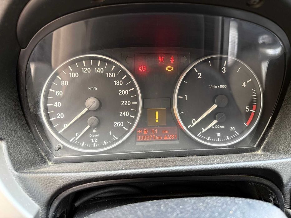 Vând bmw e90 înmatriculat.