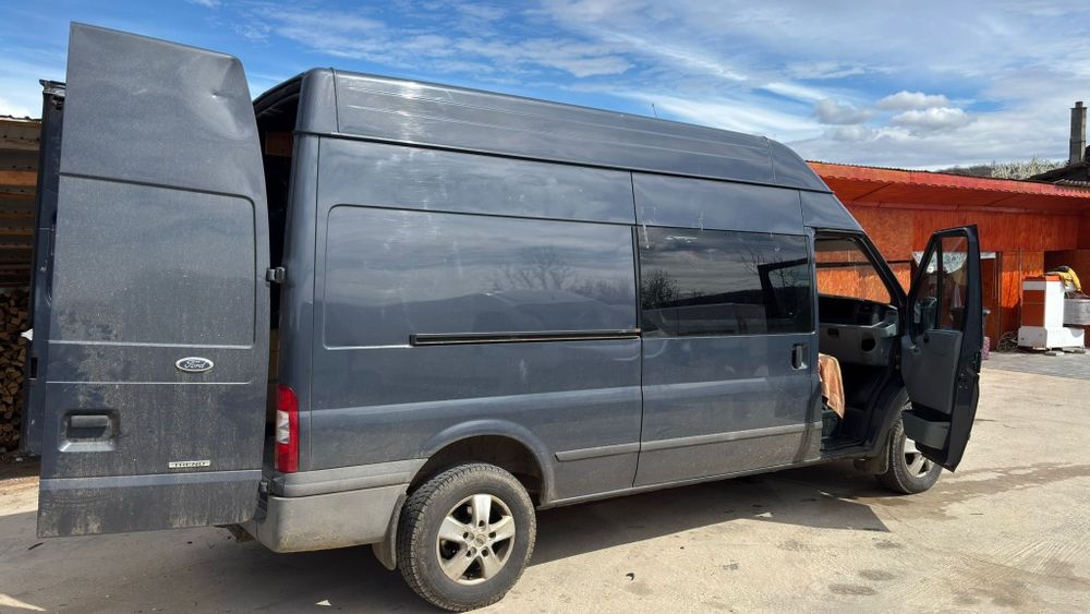 Ford Transit 2012