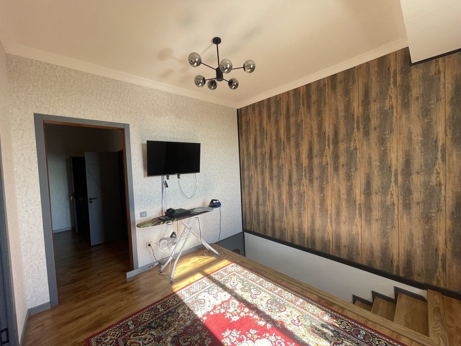 Продается дуплекс квартира (не монсарда) напротив Экобазар