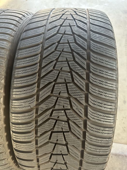 2 Anvelope 285/40 r 22 Hankook Winter i * concept evo 3 dot 2025
