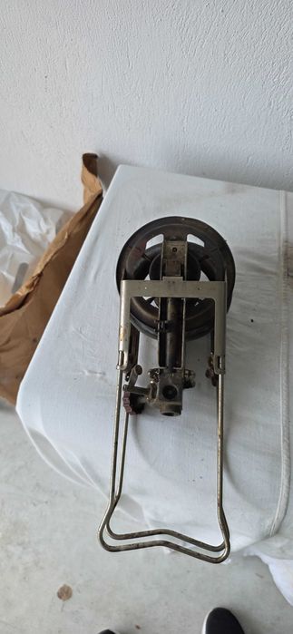 Продавам туристически газов котлон