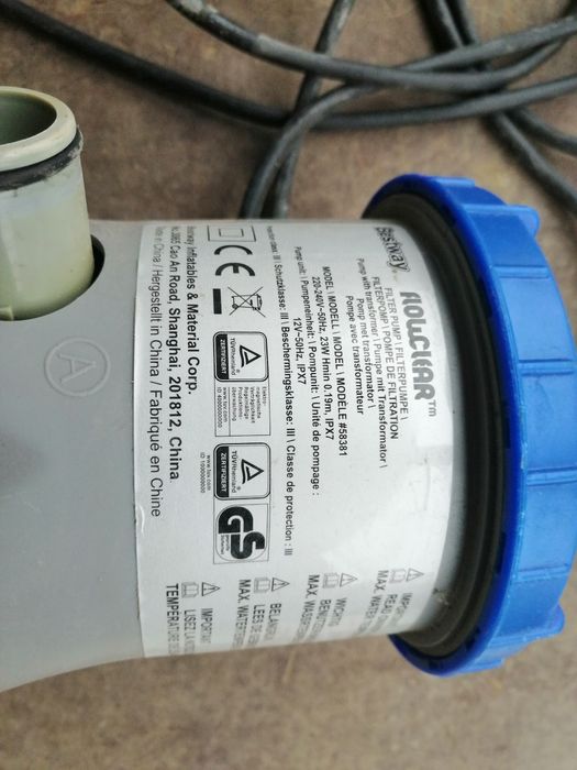 Vând pompa filtrare apa