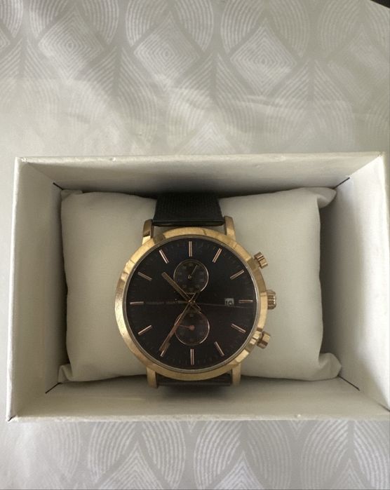 Наручные часы / HANNAH MARTIN