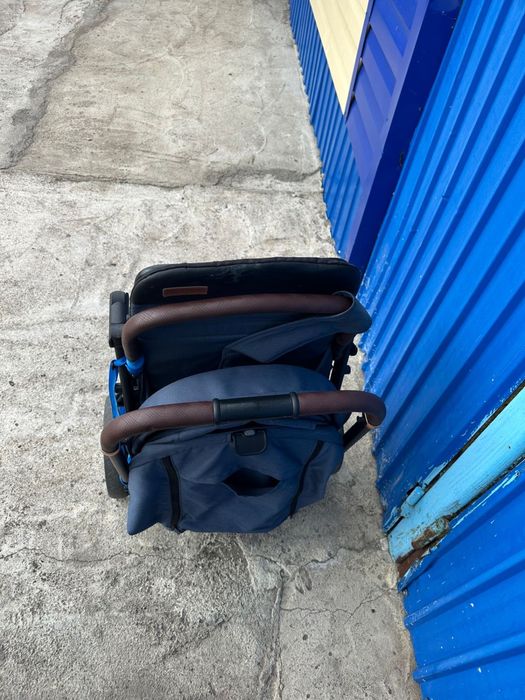 Продам коляску для прогулок