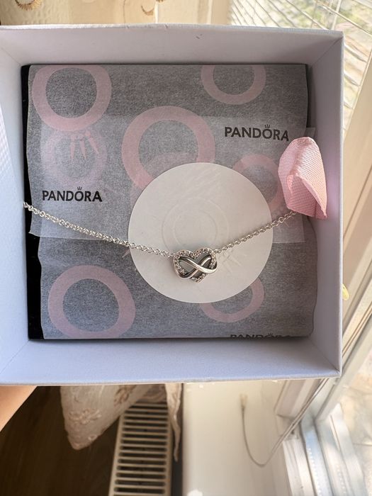 Pandora Колие Безкрайна любов