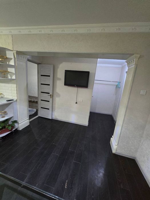 ~Chilonzor 24 mavzesi 1в2/5/5,Mo’ljal: MASKVA KAFE продаётся квартира