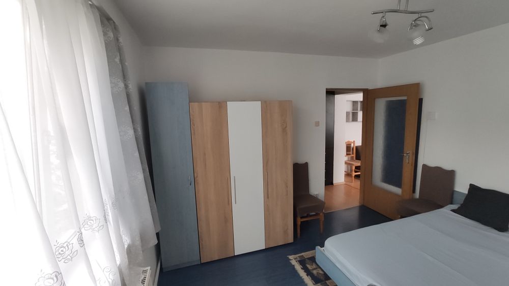 Închiriez apartament 2 camere semidecomandat Marchian