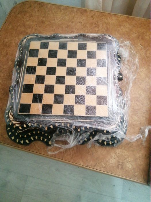 Продам шахматный Лорец
