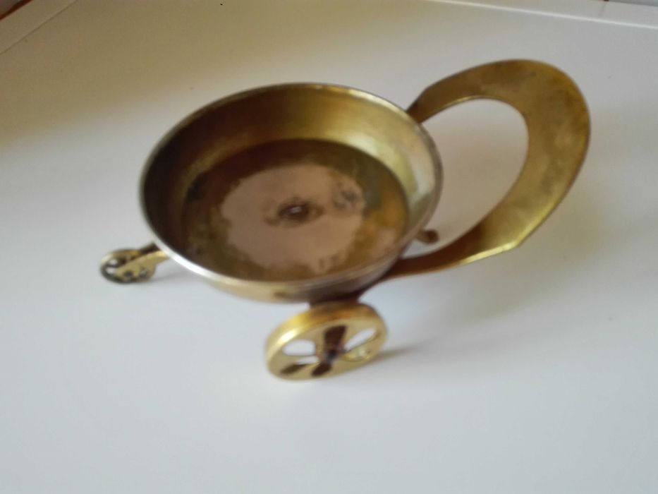 Месингов сервиз и стойка , поставка за вино .