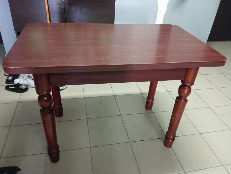 Стол хорошего качества