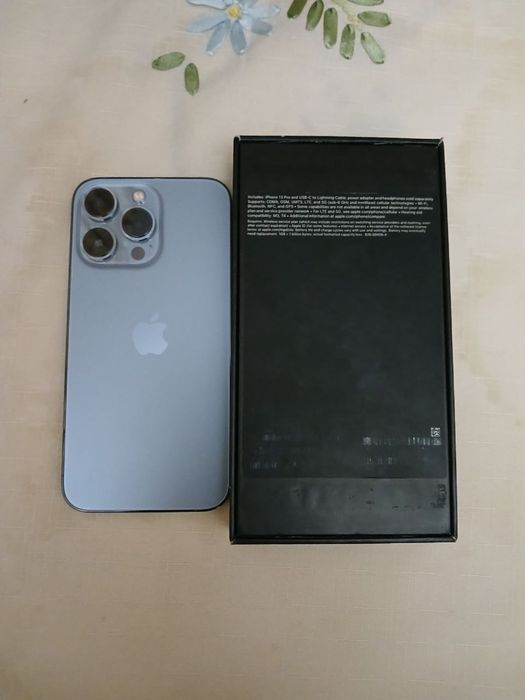 Iphone 13pro blue