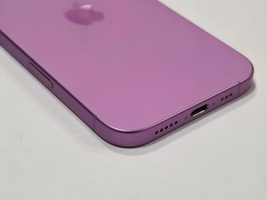 Apple iPhone 16, 128GB, 5G, Pink като нов