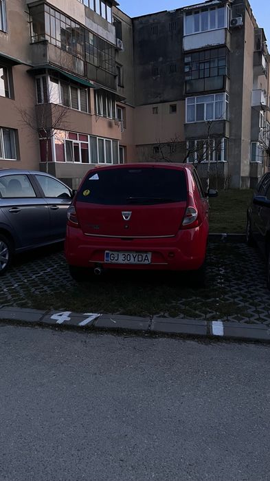 Mașină Dacia Sandero 2010