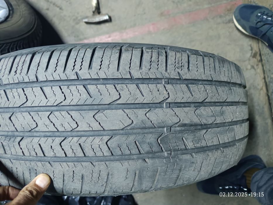 Продам резину на 17