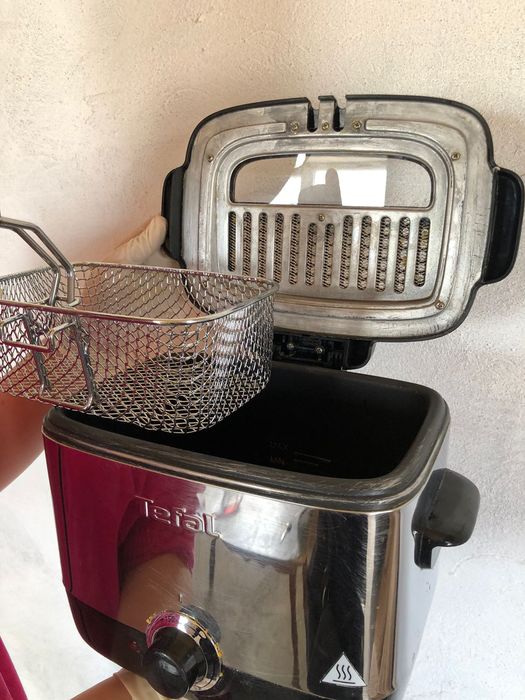 Фритюрница сатылады.