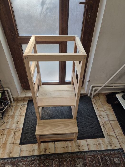Turn de invatare Montessori din lemn – copii