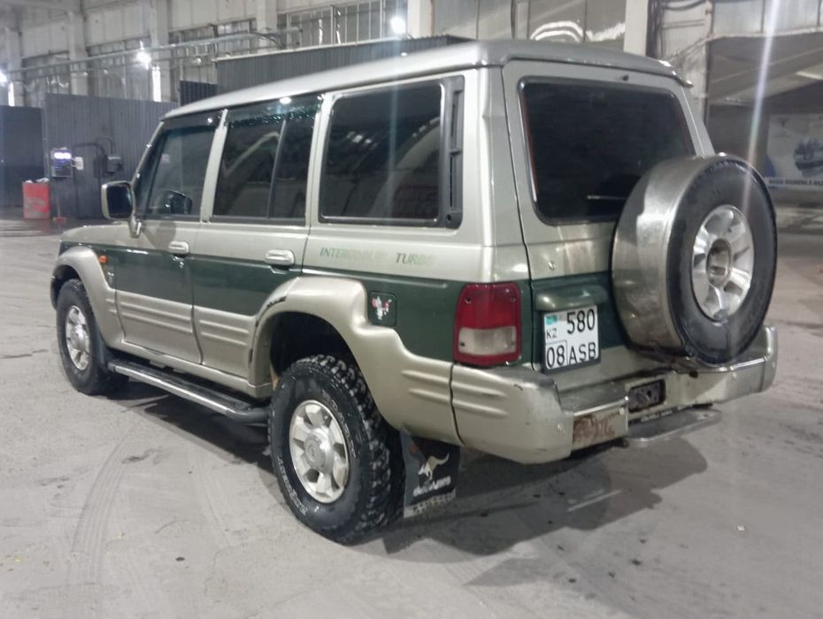 Hyundai galloper