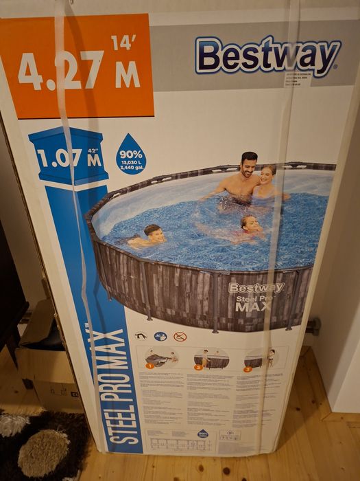 Piscina rotunda  BESTWAY steel pro Max  diametru 4.27m  adâncime 1.07m 13.030 litri FOLOSIT O SINGURA DATA