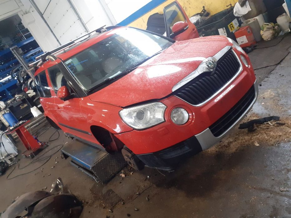 Fata completa skoda yeti 2012