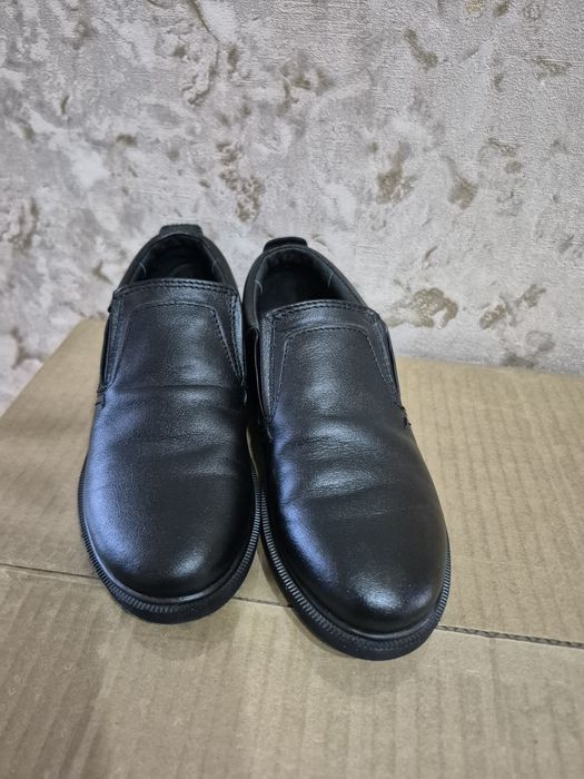 Продам б/у 32размер одевали 1н раз