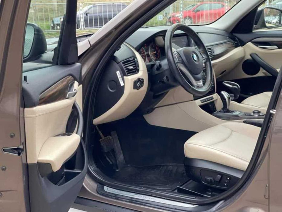 Продавам BMW X1 2013