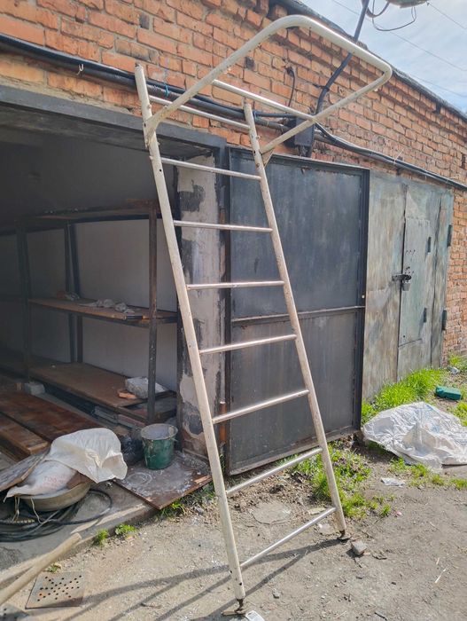 продается гимнастическая стенка