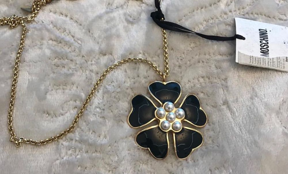 Колье love Moschino