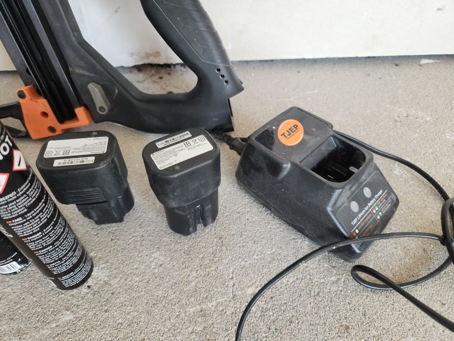 Пистолет за пробиване в бетон TJEP CP- 40 GAS 3G